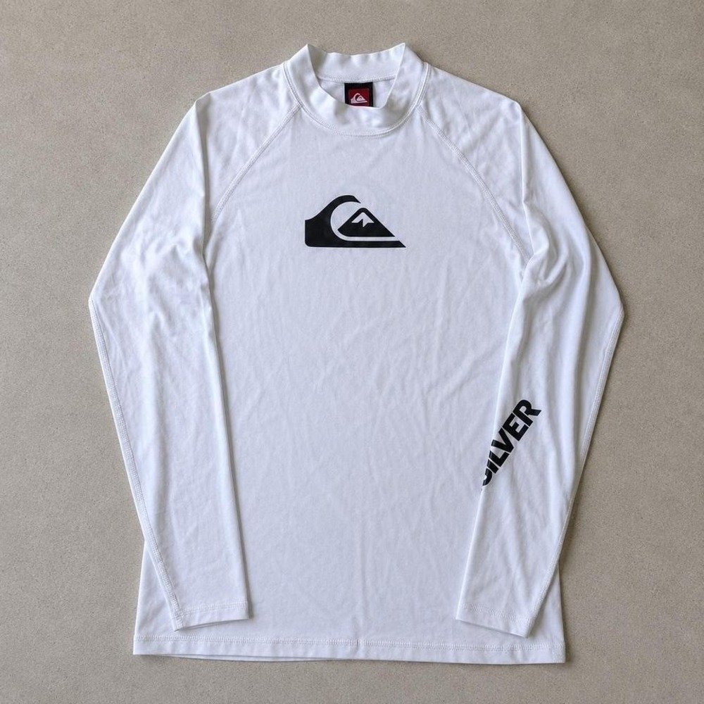 Y2K Vintage Quiksilver Surf Skate Long Sleeve Rash Guard White Black Beachcore